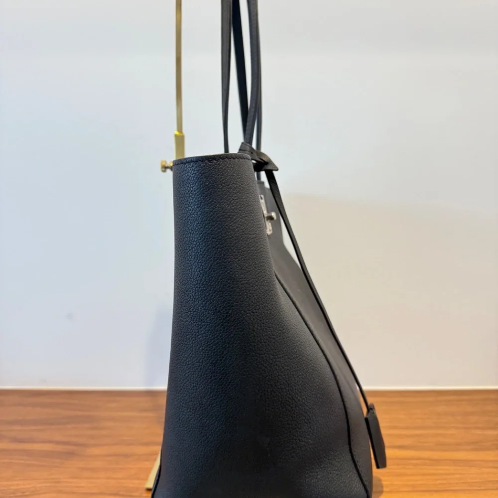 SOLD ❌Louis Vuitton Calfskin Cabas Lockme tote in Black - Picture 13 of 13